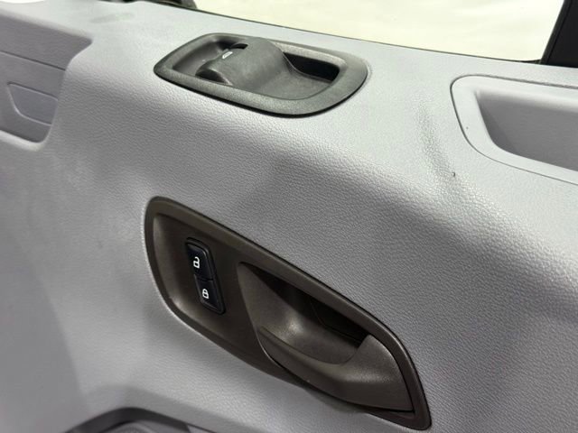 Used 2015 Ford Transit 350 XL image 18