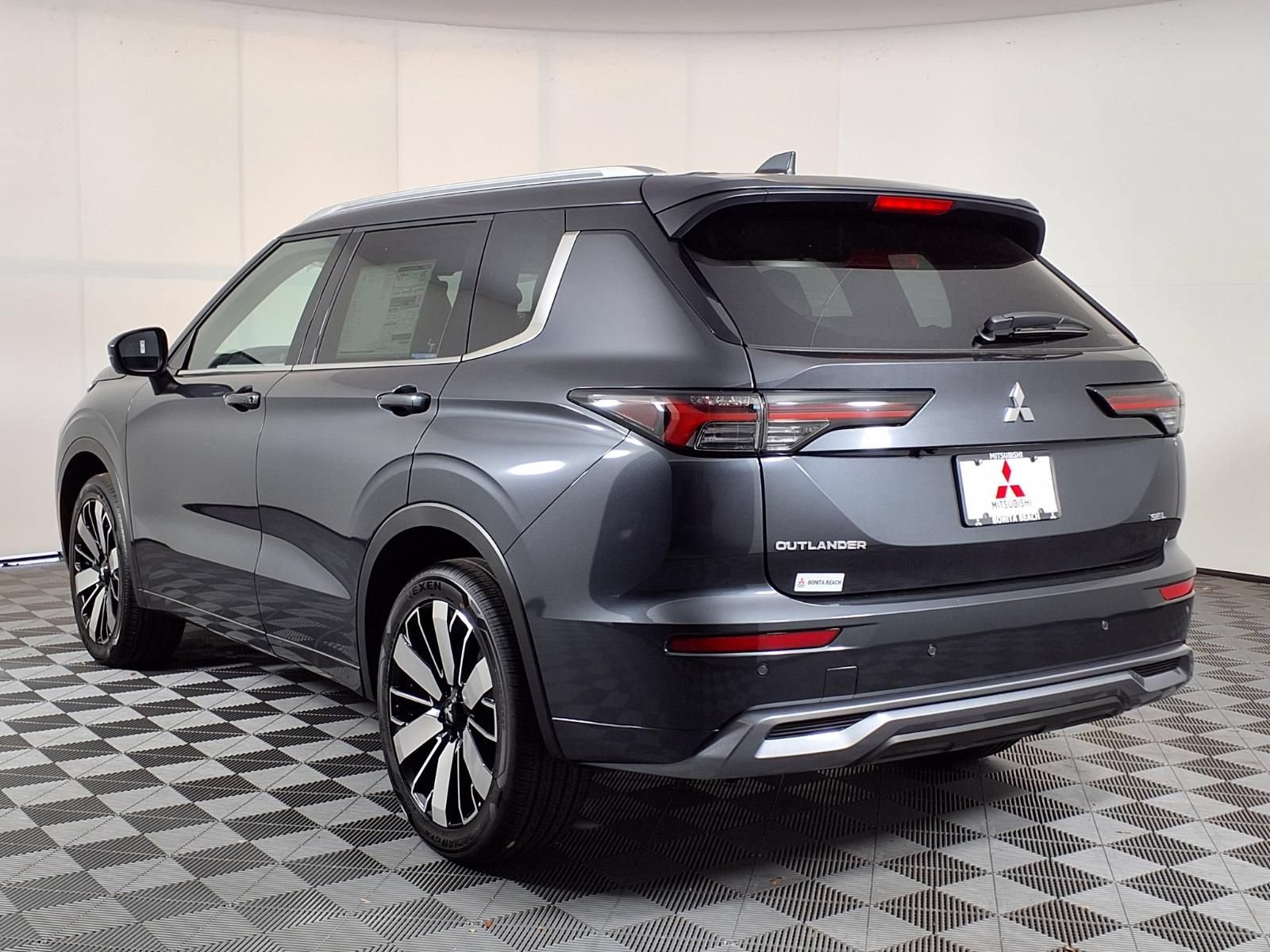 New 2026 Mitsubishi Outlander SEL AWD/4WD image 5