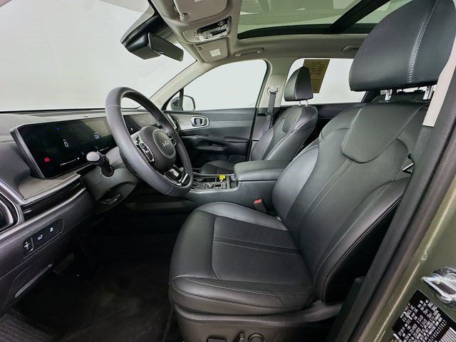 Used 2025 Kia Sorento X-Line EX AWD/4WD image 34