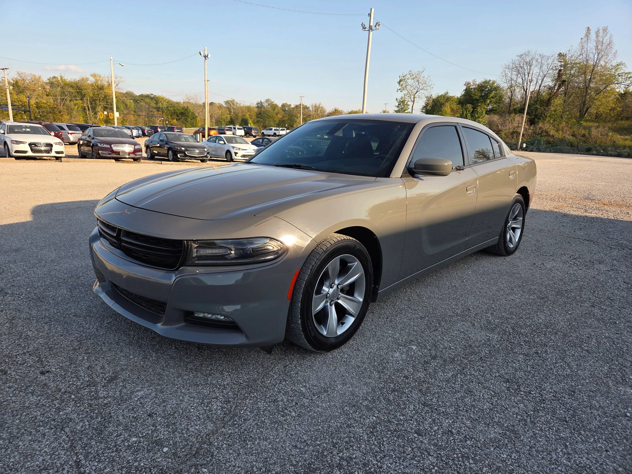 Used 2018 Dodge Charger SXT Plus image 2