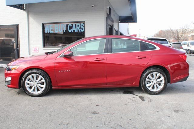 Used 2025 Chevrolet Malibu LT image 9