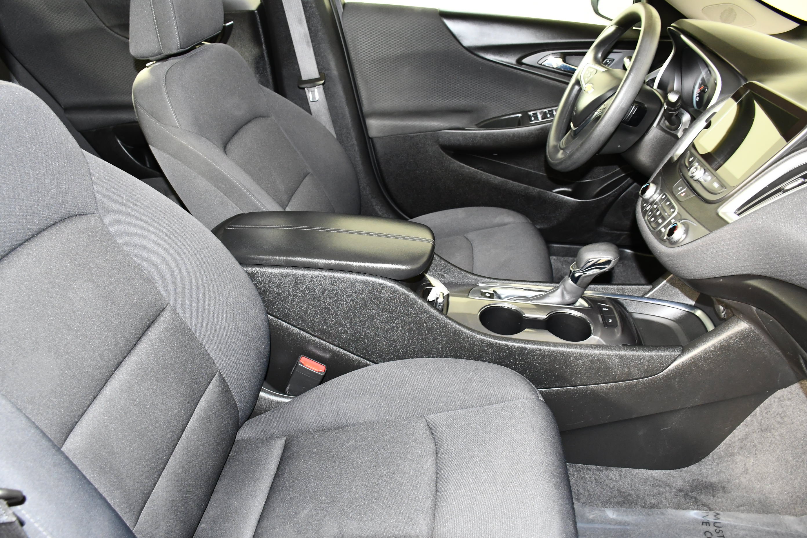 Used 2024 Chevrolet Malibu LT FWD image 42