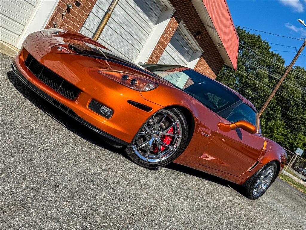 Used 2009 Chevrolet Corvette Z06 w/ Preferred Equipment Group RWD image 4