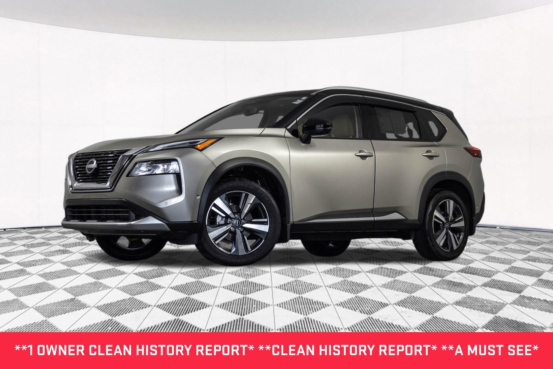 Used 2023 Nissan Rogue Platinum w/ Platinum Premium Package FWD image 2