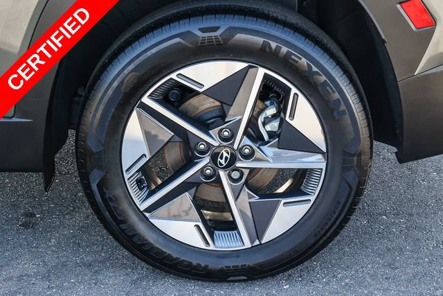 Certified 2025 Hyundai Tucson SEL AWD/4WD image 8