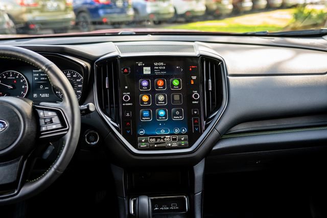 Used 2024 Subaru Ascent Onyx Edition image 7