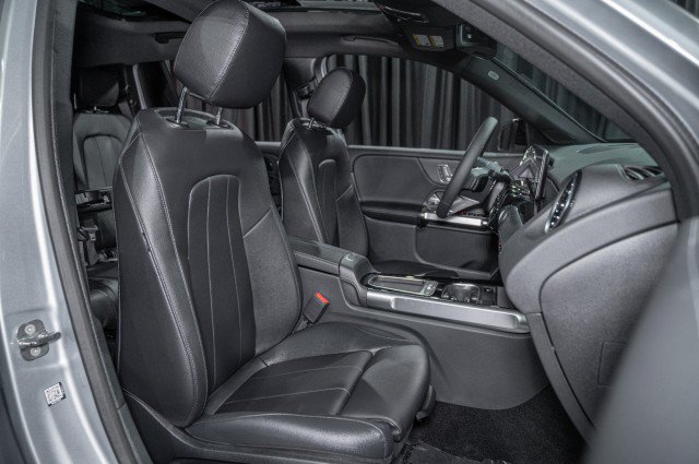 Certified 2026 Mercedes-Benz GLB 250 image 14