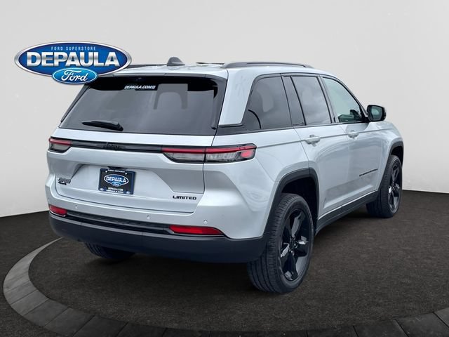 Used 2025 Jeep Grand Cherokee Limited w/ Luxury Tech Group II AWD/4WD image 7