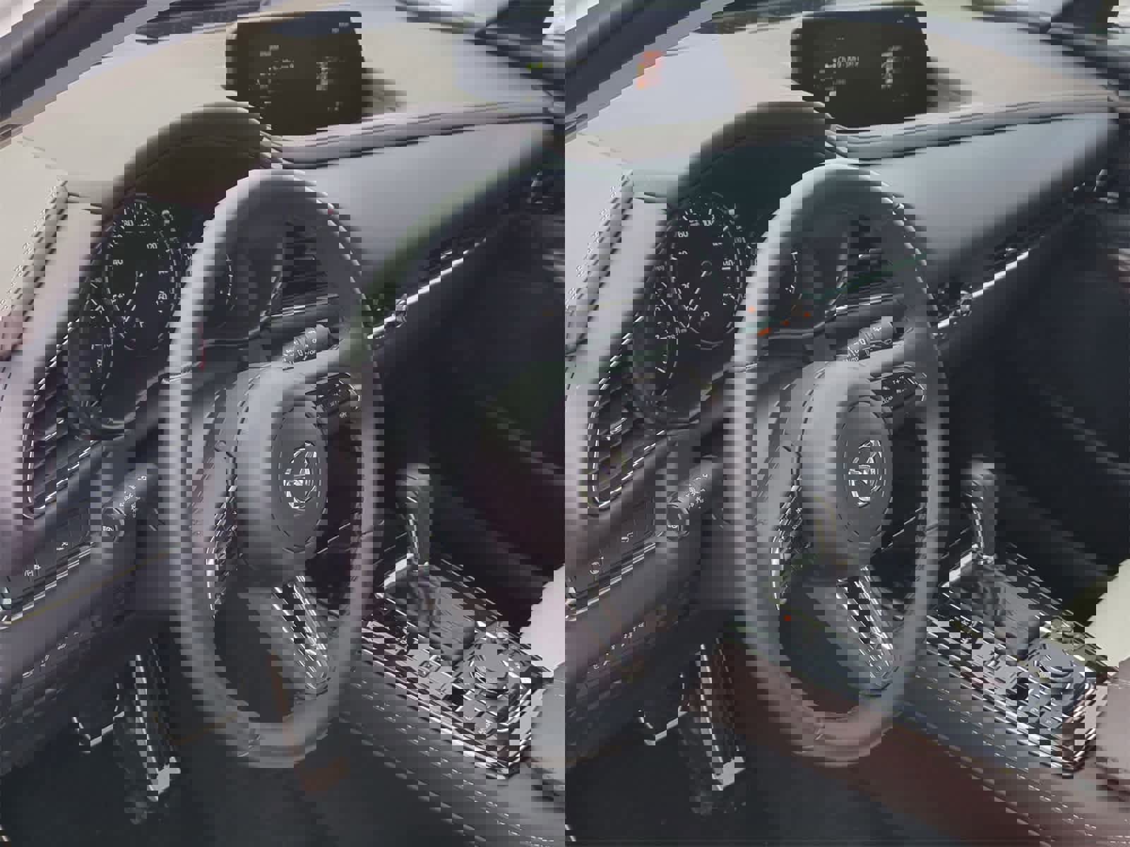 Used 2025 MAZDA CX-30 AWD 2.5 S w/ Premium Package image 2