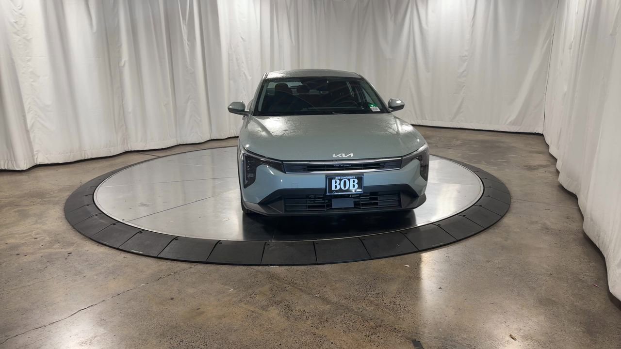 New 2025 Kia K4 LXS image 5