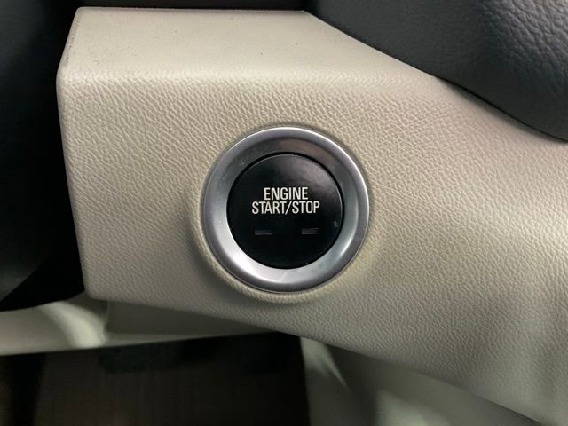 Used 2024 GMC Terrain Denali w/ Denali Premium Package image 17