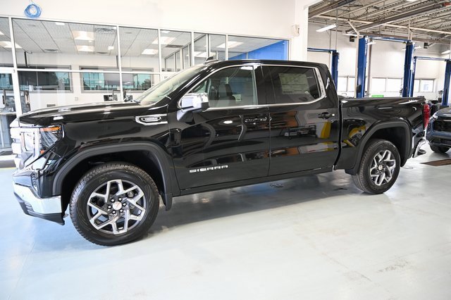 New 2026 GMC Sierra 1500 SLE w/ Preferred Package image 10