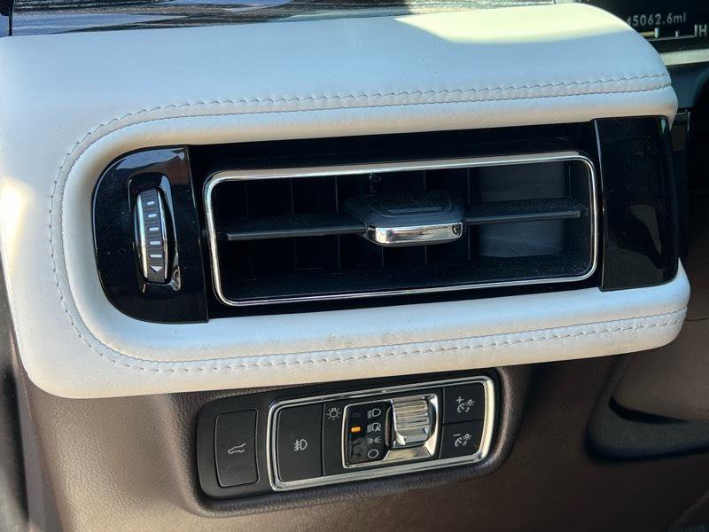 Used 2020 Lincoln Aviator Black Label w/ Dynamic Handling Package AWD/4WD image 35