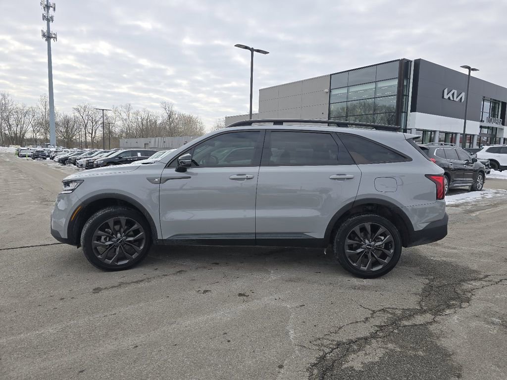 Used 2023 Kia Sorento X-Line EX image 13