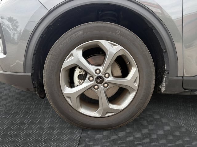 Used 2025 Ford Escape ST-Line Select AWD/4WD image 13