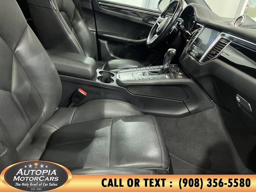 Used 2018 Porsche Macan S image 11