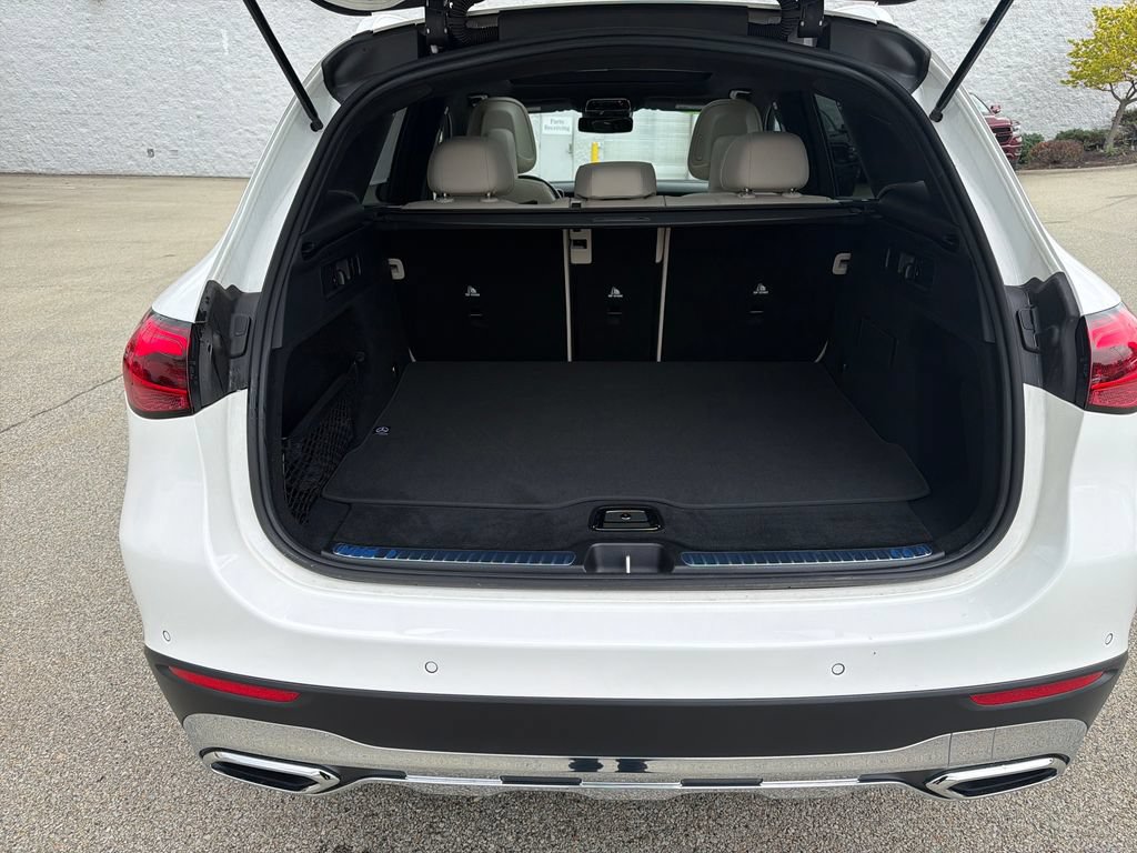 Used 2026 Mercedes-Benz GLC 300 4MATIC image 26