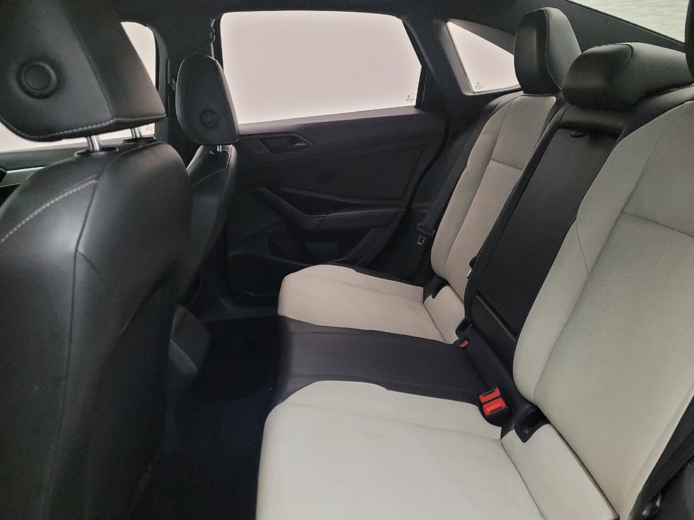 Used 2019 Volkswagen Jetta R-Line FWD image 18
