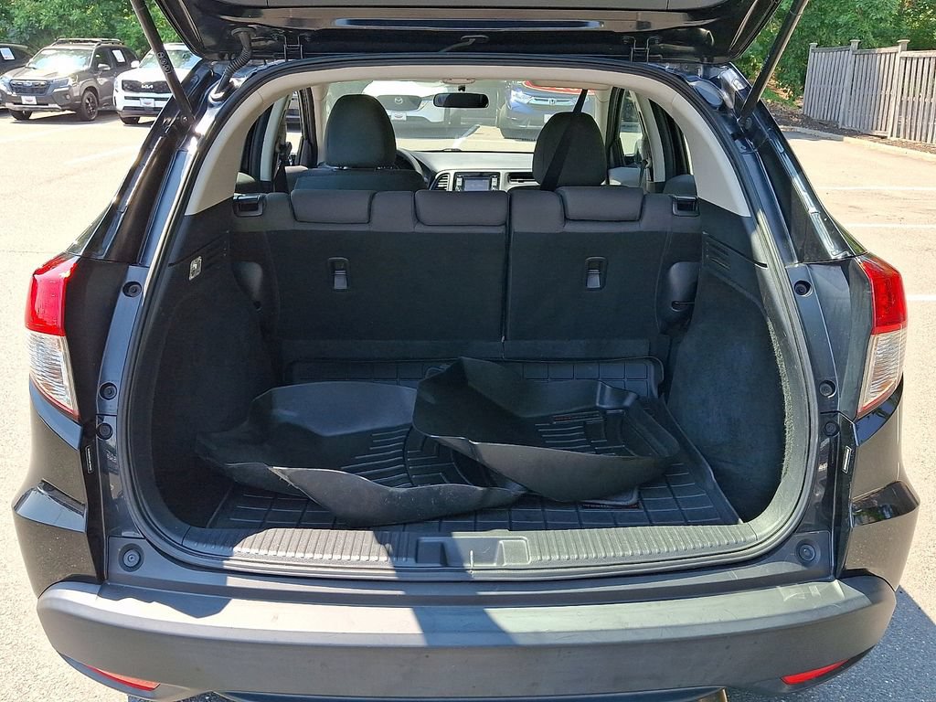 Used 2020 Honda HR-V LX image 28