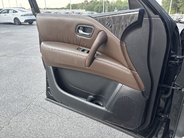Certified 2023 Nissan Armada Platinum w/ Captain's Chairs Package RWD image 13