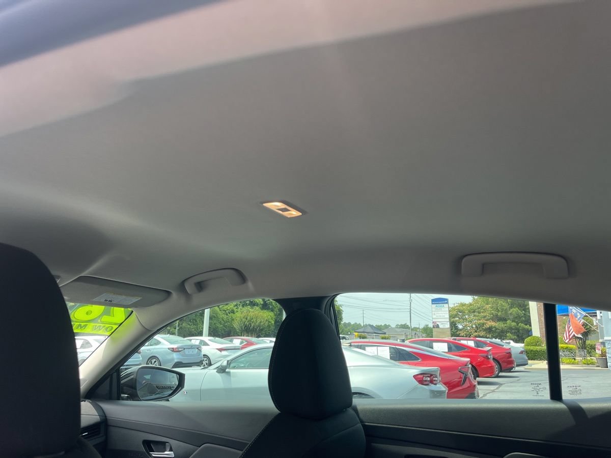 Used 2026 Nissan Sentra SV w/ Floor Mat Package FWD image 31