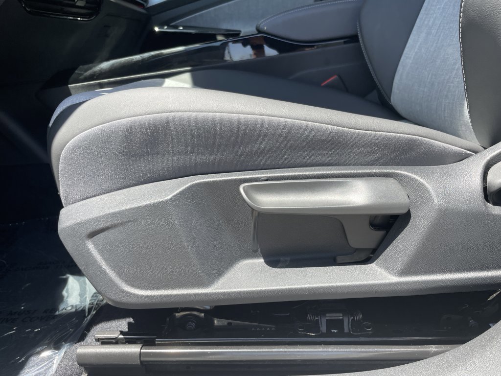 Used 2023 Volkswagen ID.4 Pro image 25