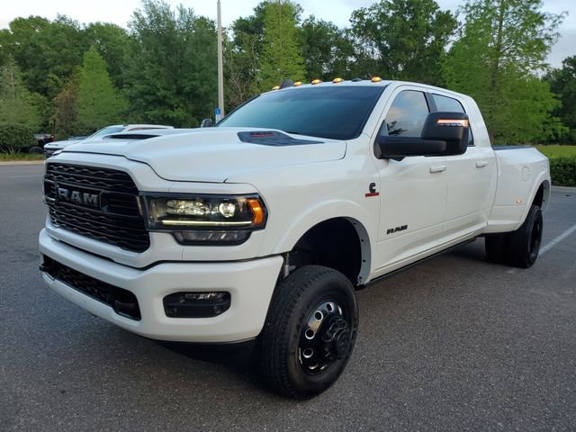 Used 2024 RAM 3500 Limited image 2