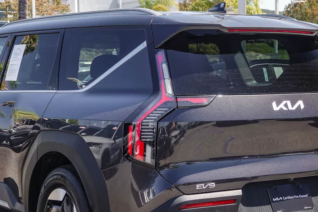 Certified 2024 Kia EV9 Wind AWD/4WD image 7
