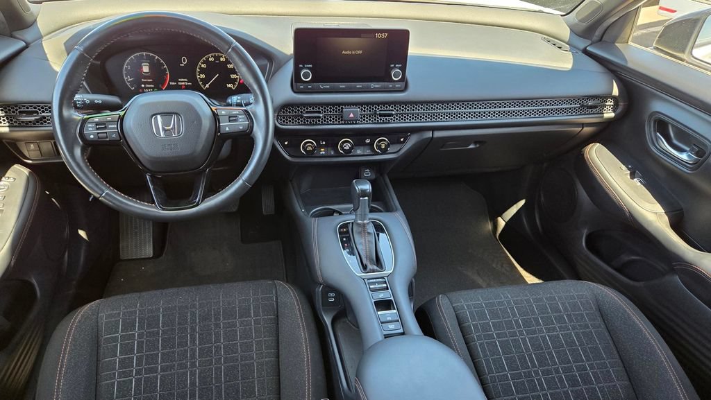 Used 2024 Honda HR-V Sport image 12