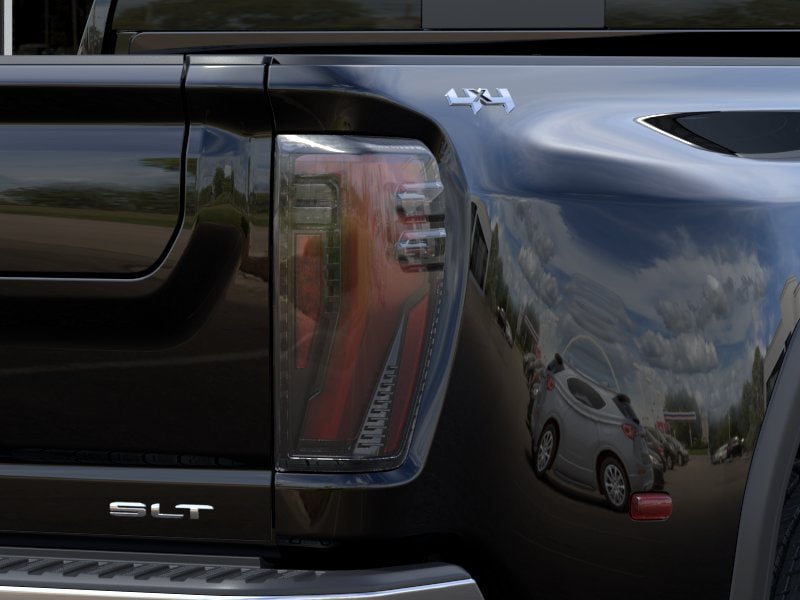 New 2026 GMC Sierra 3500 SLT w/ SLT Premium Package AWD/4WD image 11
