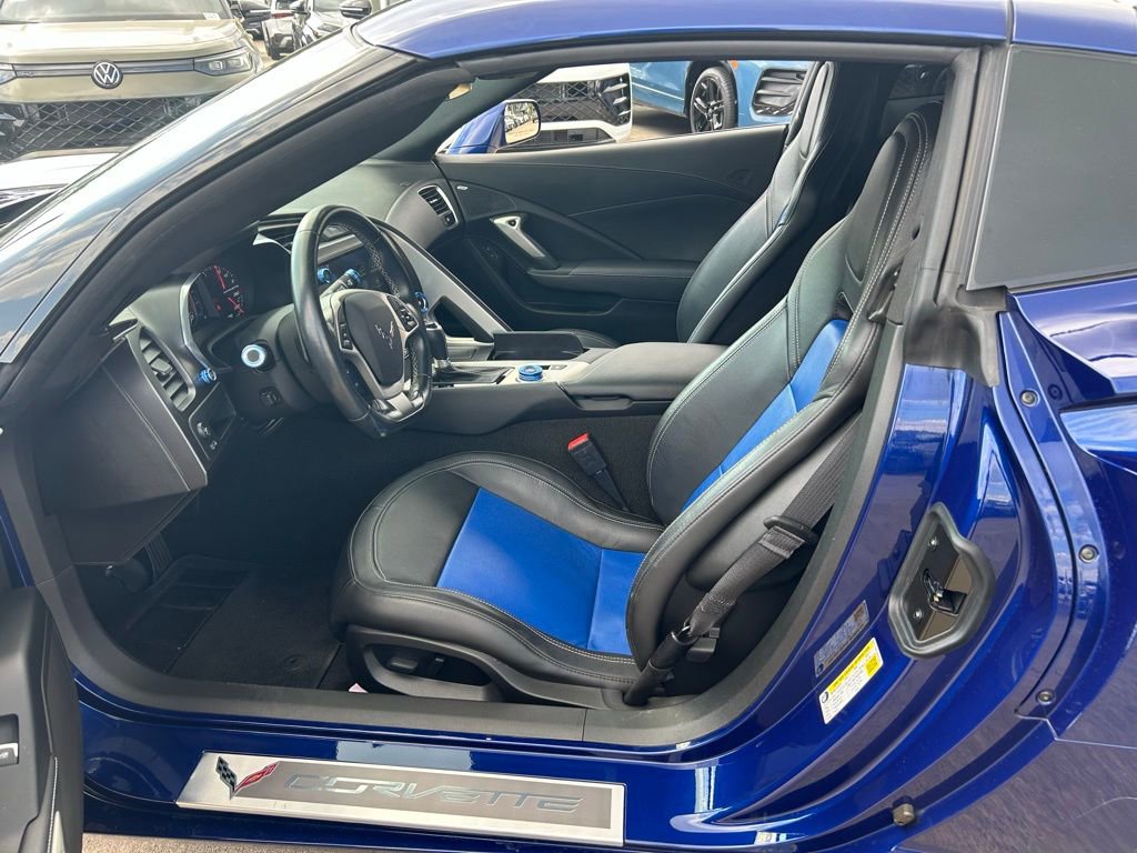 Used 2018 Chevrolet Corvette Stingray Coupe w/ 1LT image 56