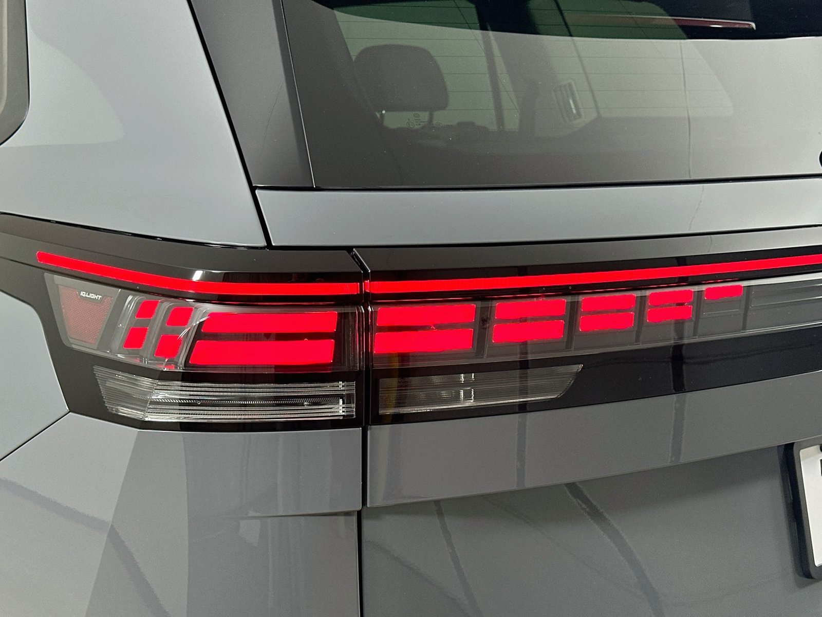 New 2027 Volkswagen Atlas SE AWD/4WD image 12