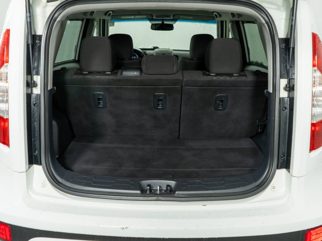 Used 2012 Kia Soul + image 27