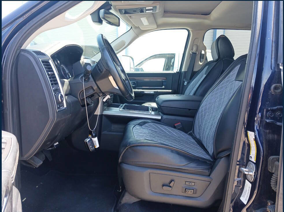 Used 2014 RAM 2500 Laramie w/ Convenience Group AWD/4WD image 7