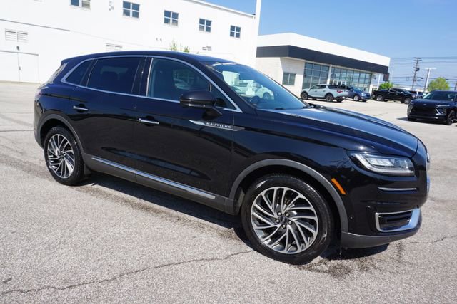 Used 2020 Lincoln Nautilus Reserve w/ Equipment Group 201A AWD/4WD image 2