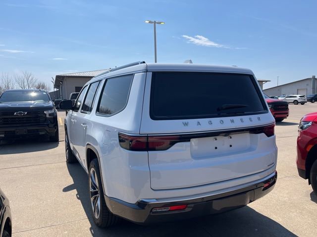 Used 2022 Jeep Wagoneer Series III w/ Premium Group I image 7