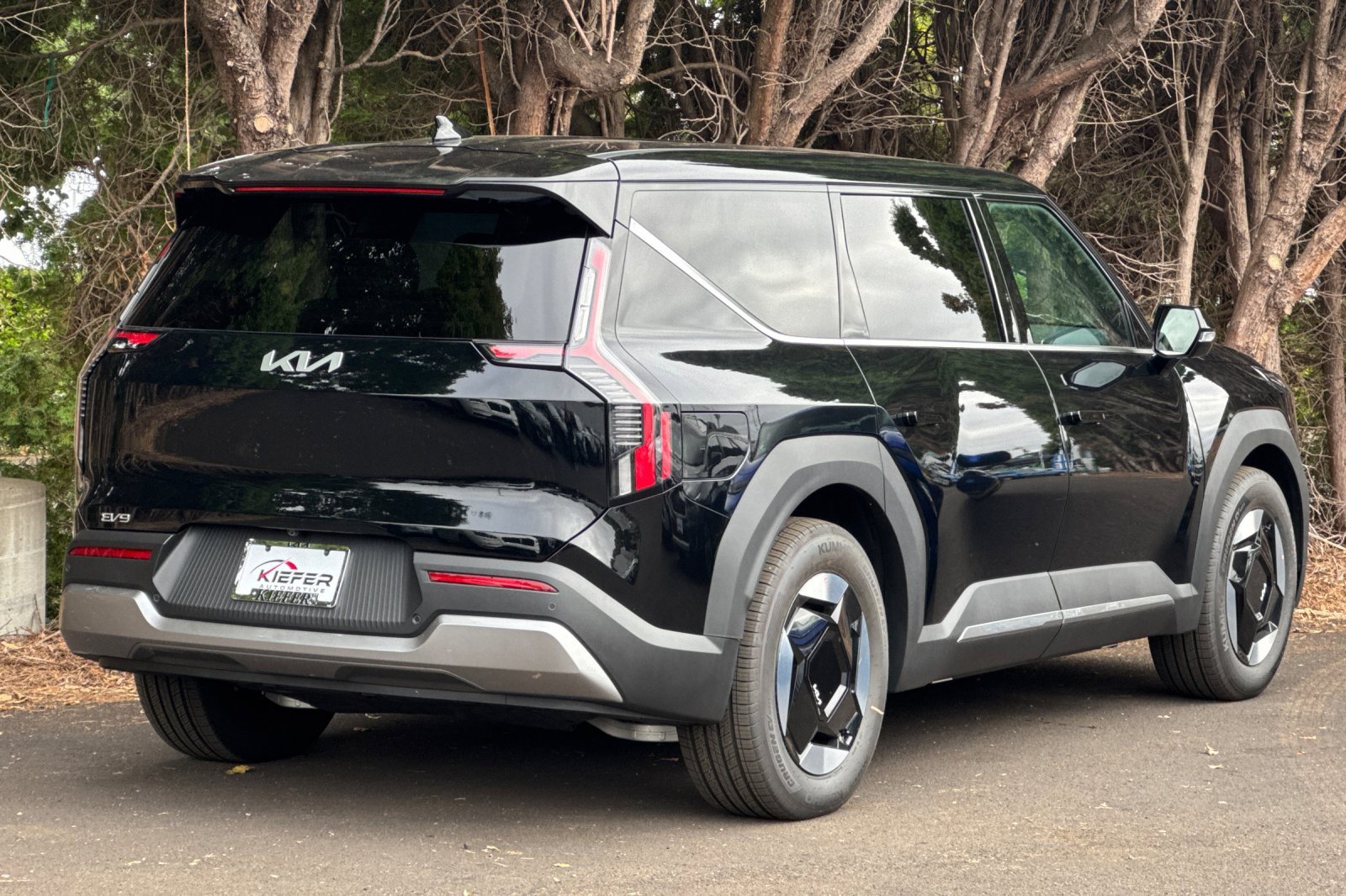 New 2026 Kia EV9 Light image 3