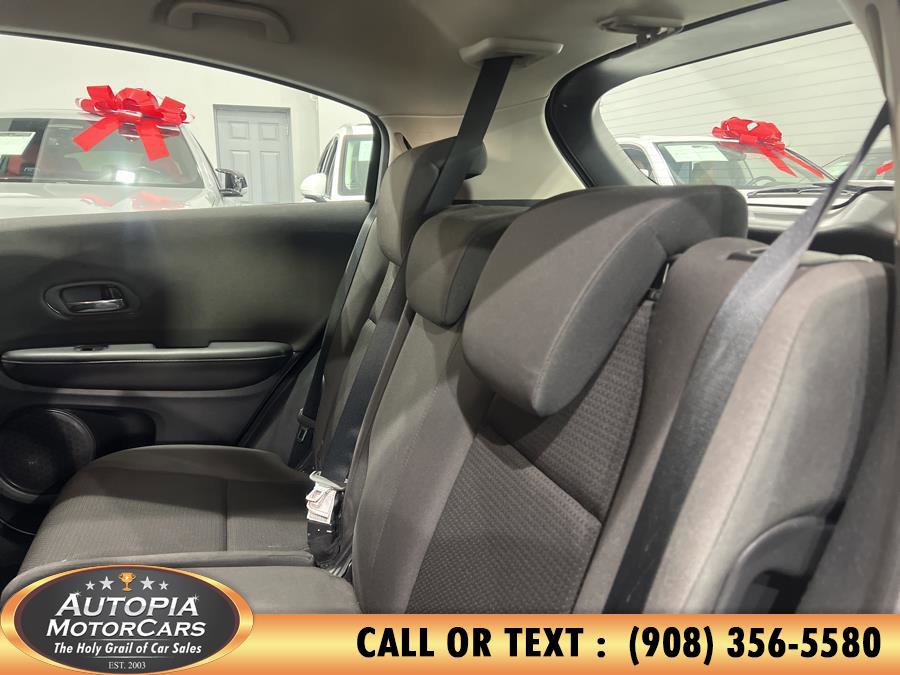 Used 2021 Honda HR-V LX image 17