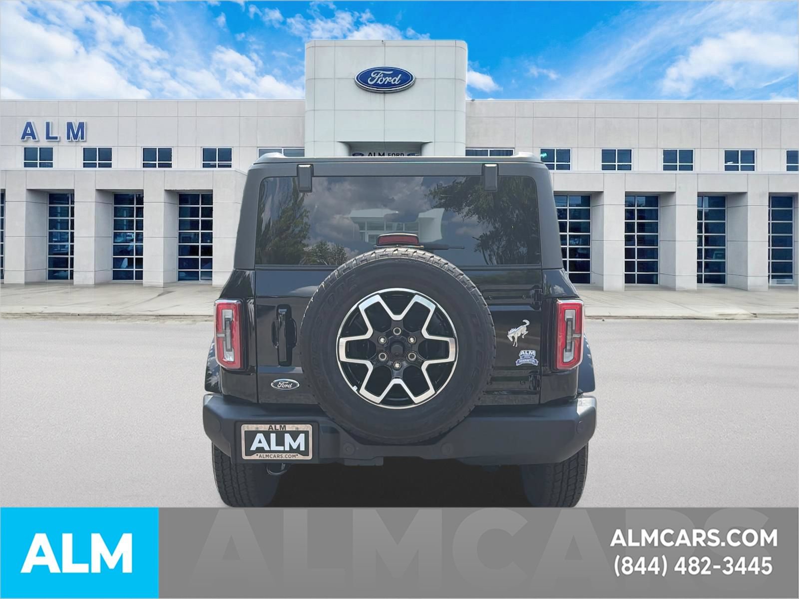 Used 2025 Ford Bronco Outer Banks AWD/4WD image 6