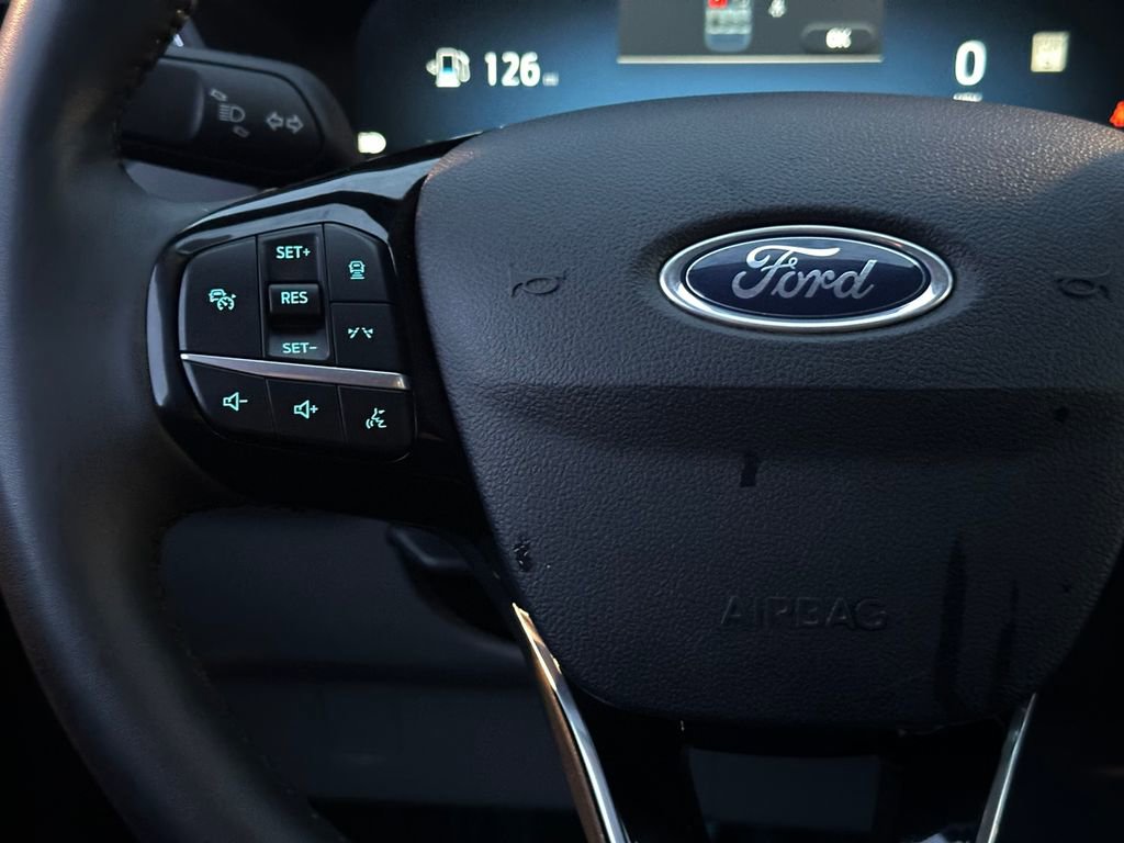 Used 2023 Ford Escape Platinum w/ Class II Trailer Tow Package AWD/4WD image 17