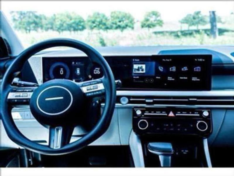 New 2025 Hyundai Tucson SEL image 13