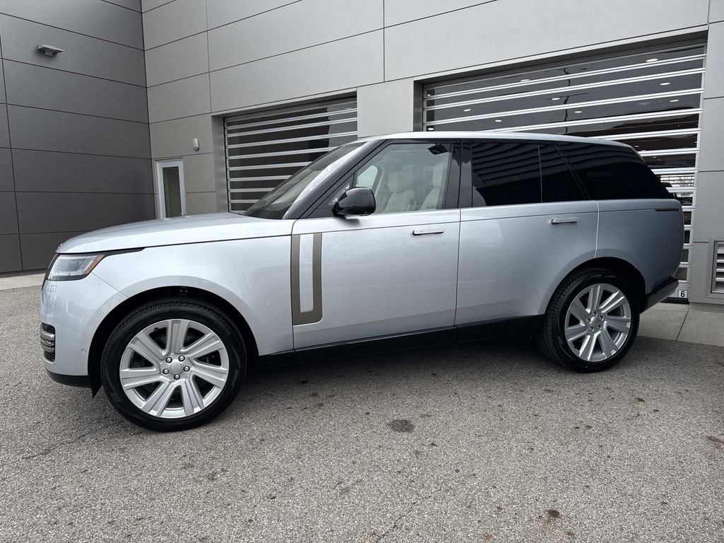 Certified 2023 Land Rover Range Rover SE AWD/4WD image 3