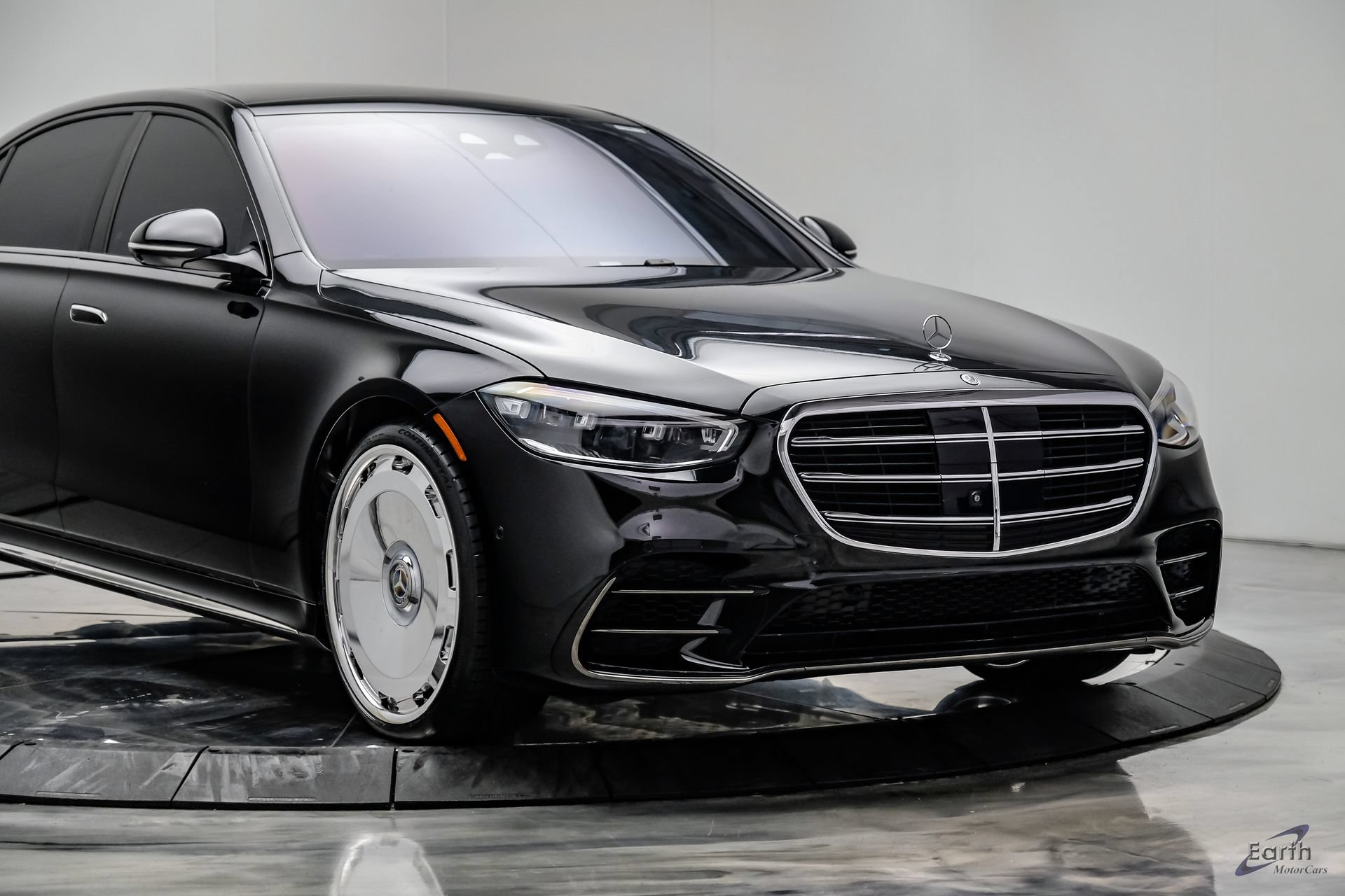 Used 2024 Mercedes-Benz S 580 4MATIC Sedan w/ AMG Line image 27