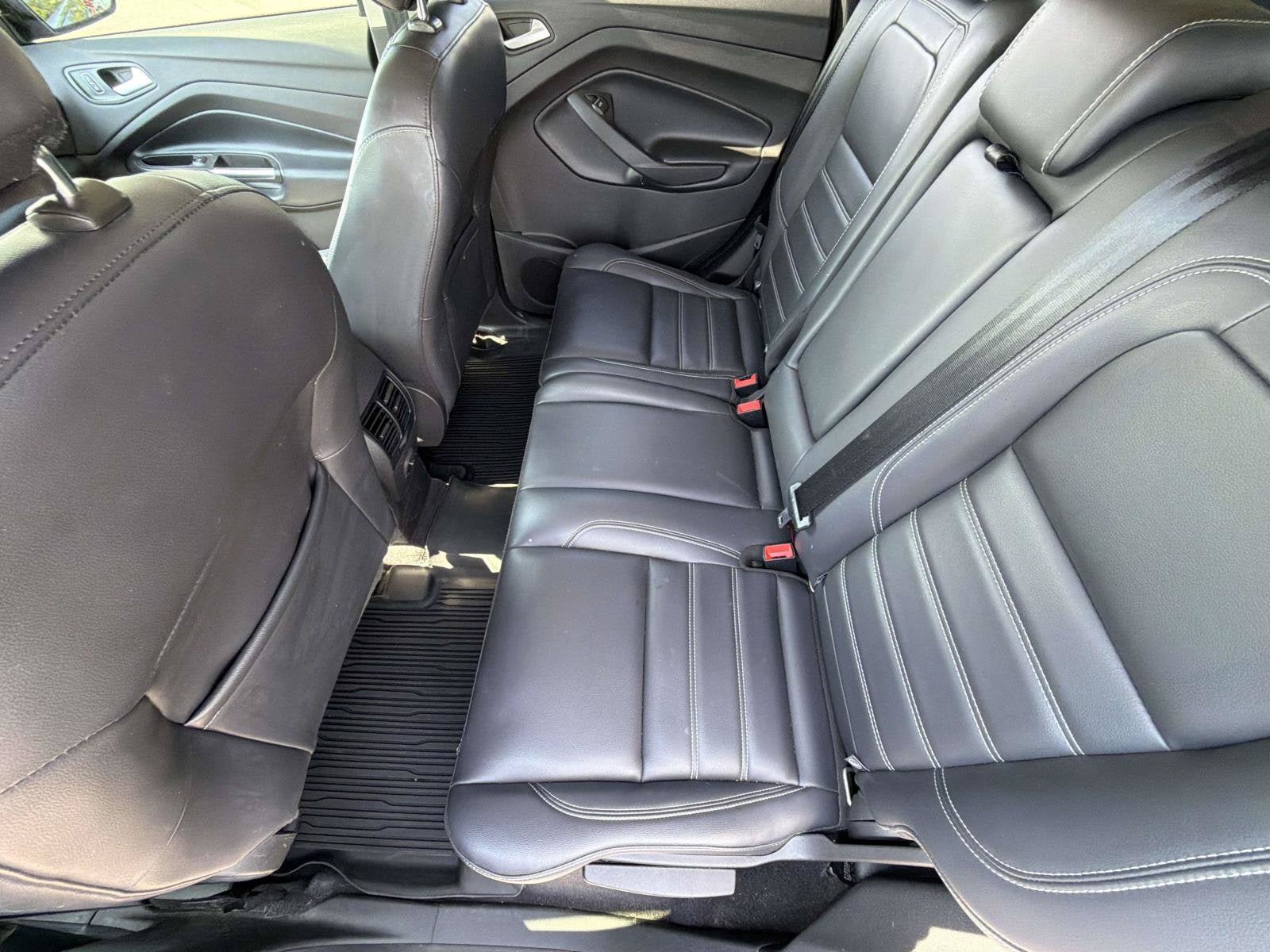Used 2019 Ford Escape SEL FWD image 18