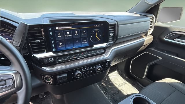 Used 2026 Chevrolet Silverado 1500 LT AWD/4WD image 24