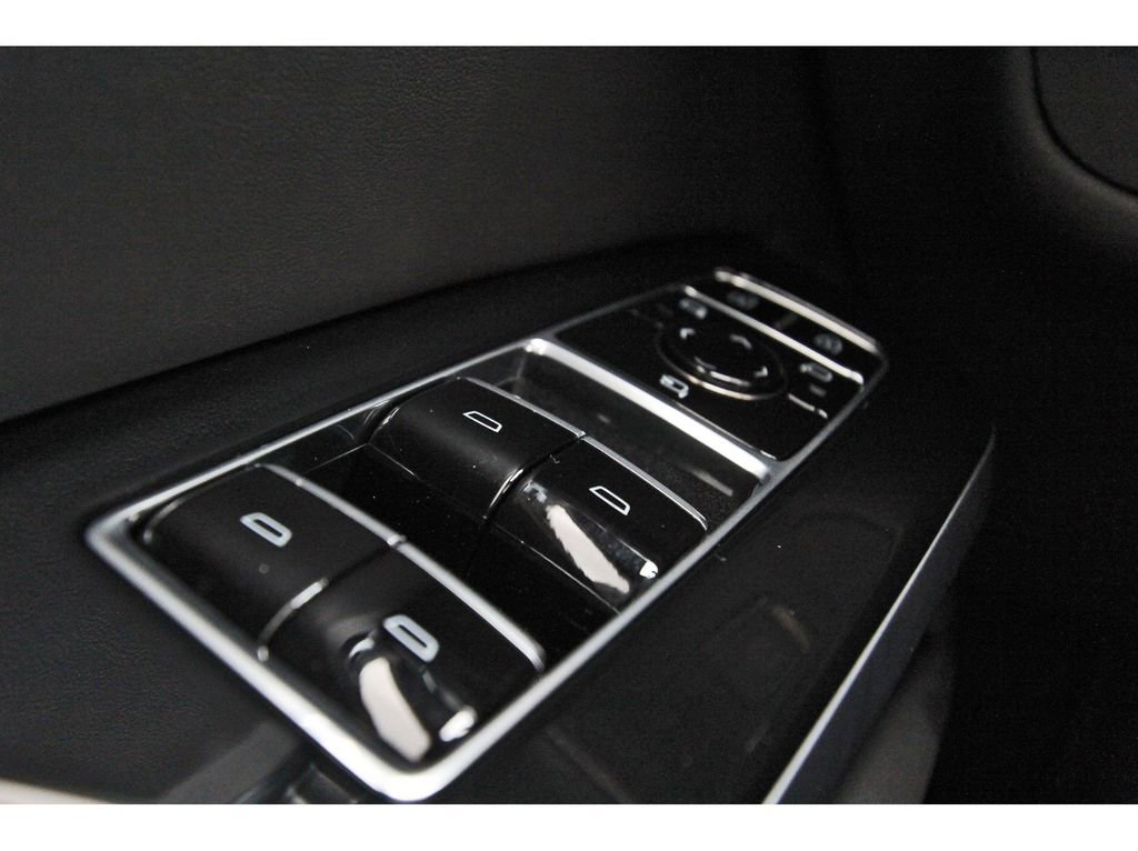 New 2026 Cadillac Escalade Platinum Sport AWD/4WD image 16