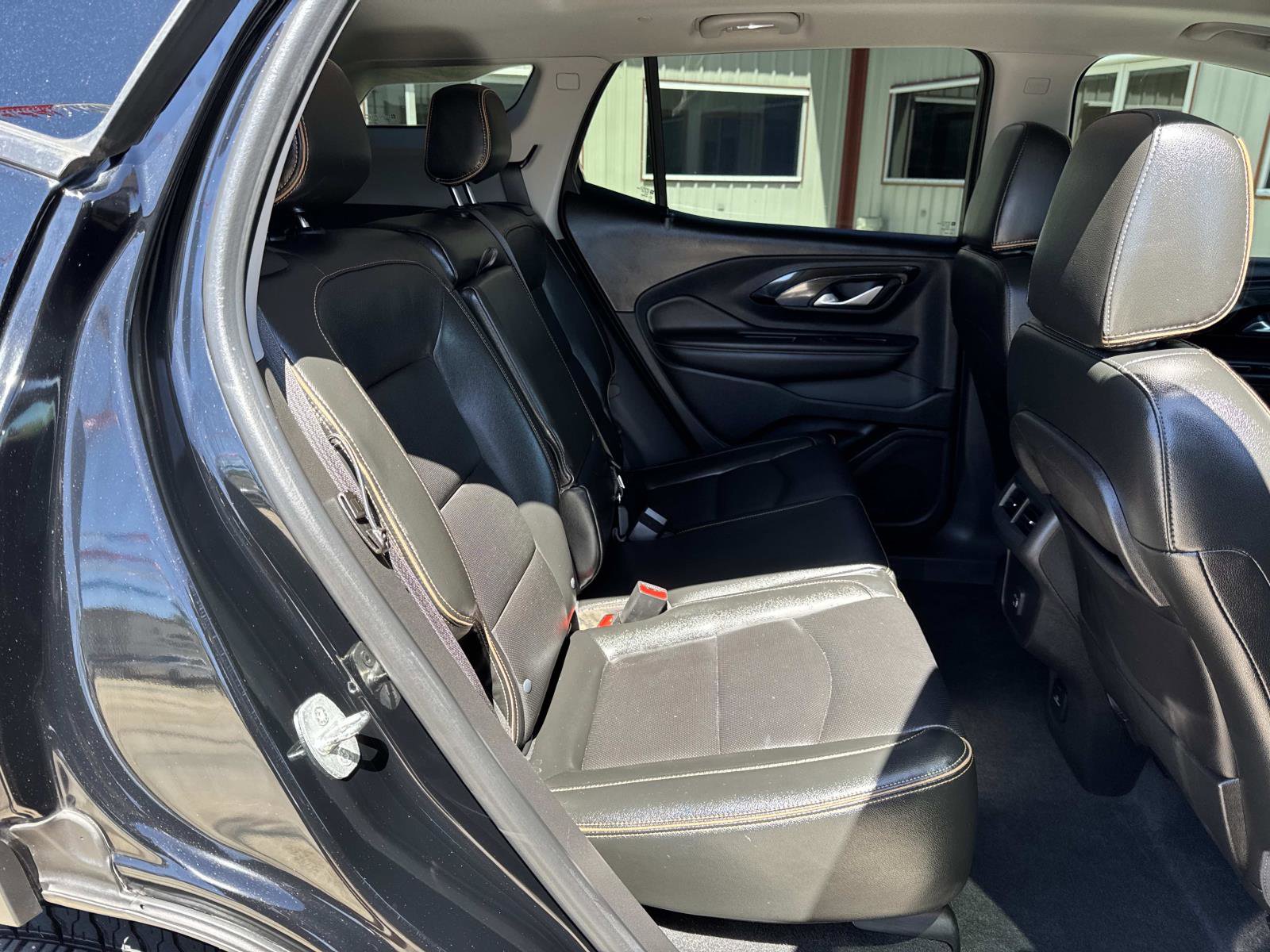Used 2022 GMC Terrain AT4 w/ LPO, Floor Liner Package image 9