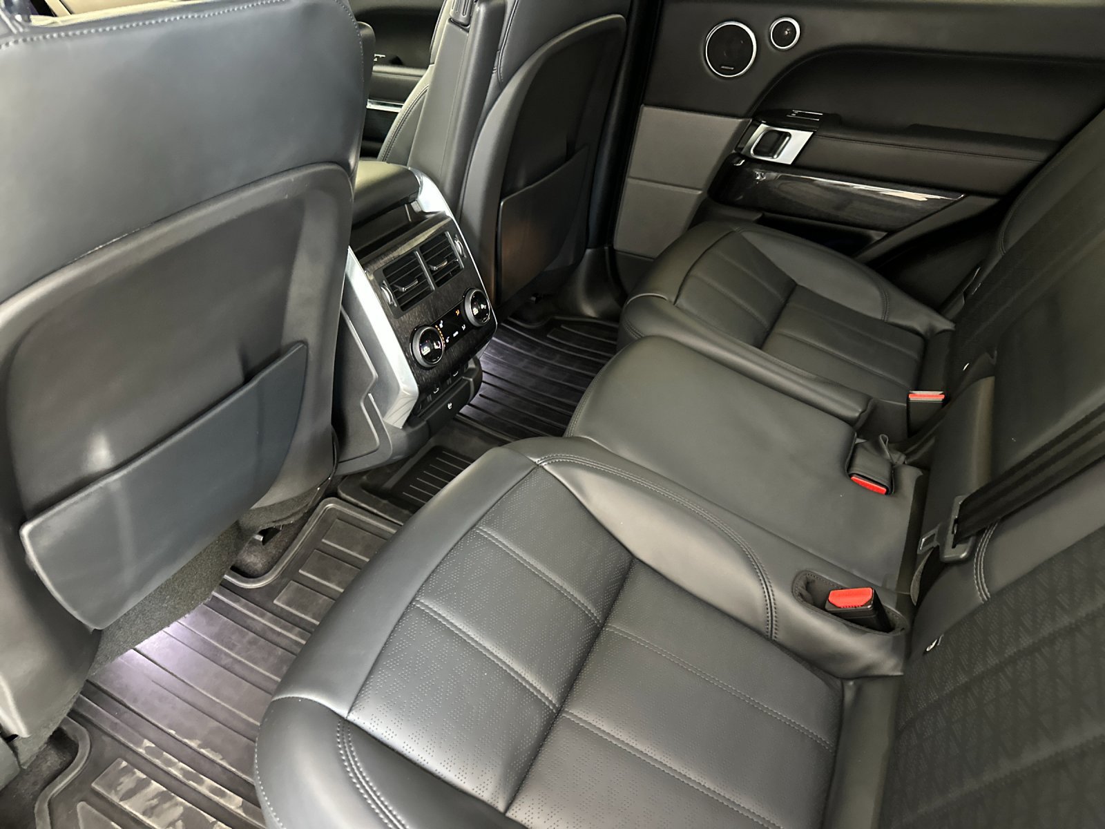 Used 2022 Land Rover Range Rover Sport Autobiography AWD/4WD image 12