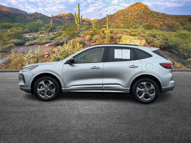 Used 2023 Ford Escape ST-Line image 8