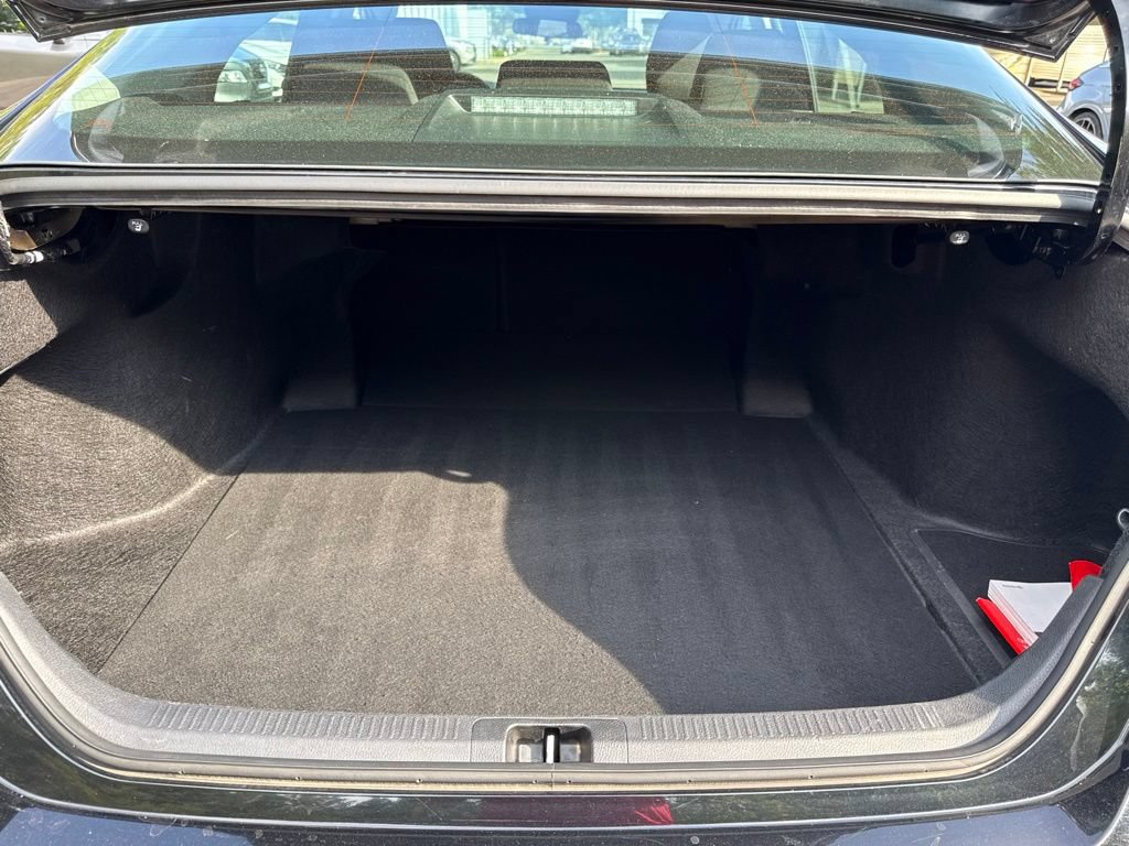 Used 2025 Toyota Camry LE FWD image 36